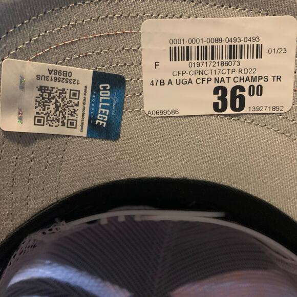 GA Bulldogs UGA Natty 2022 Red Black Collegiate Champs Trucker Adjustable NWT - Picture 5 of 5